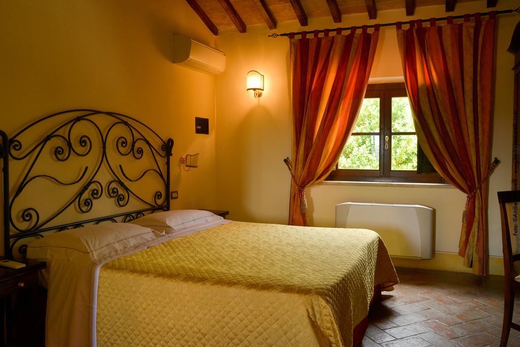 Hotel Saturno Fonte Pura Saturnia Quarto foto